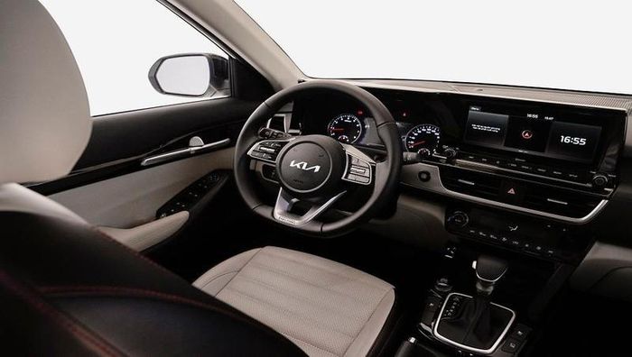 kia seltos 1