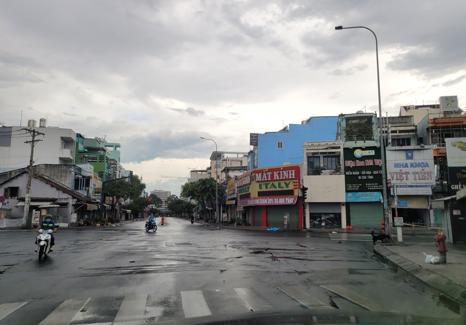 quan-doi-phong-toa1