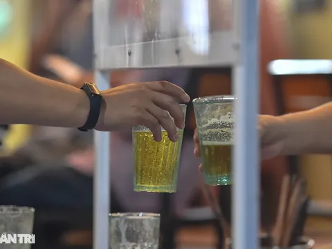 Hà Nội hỏa tốc dừng hoạt động các quán bia