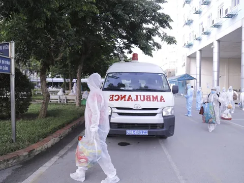 Bệnh viện K di chuyển 500 người bệnh và người nhà đến khu cách ly