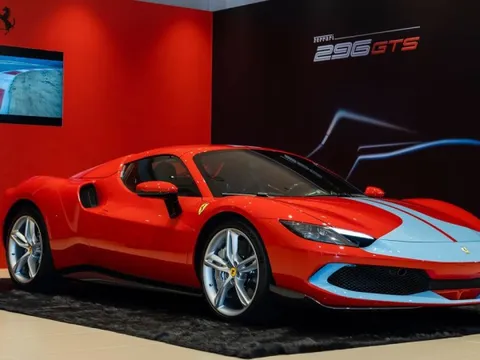 Ferrari 'mạnh tay' trong việc bảo vệ bản quyền: Thưởng cho người phát hiện vi phạm